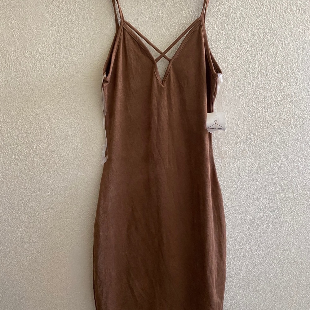 Suede bodycon silhouette dress